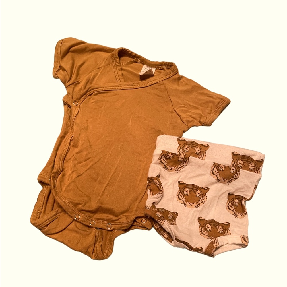 Kate Quinn 0-3 mos BAMBOO tiger set 🔺SOLD🔺